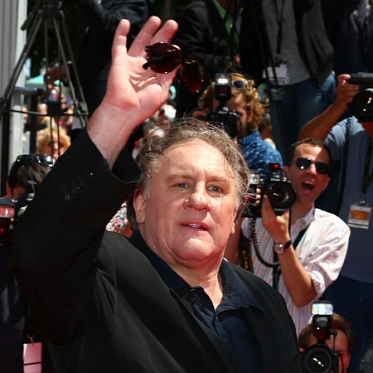 Жерар Депардье отвергает обвинения в харассменте Жерар Депардье отвергает обвинения в харассменте