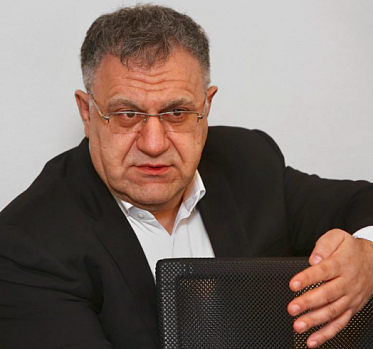 Александр Акопов покинул совет директоров Амедиатеки Александр Акопов покинул совет директоров Амедиатеки