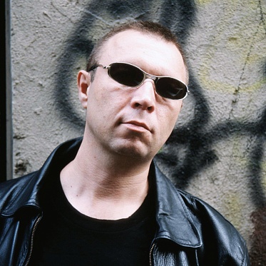 Виктор Пелевин стал героем документально-анимационного фильма Виктор Пелевин стал героем документально-анимационного фильма