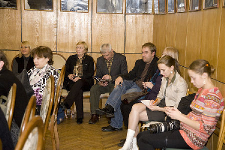 пресс-конференция премии "Золотой орел"-2009