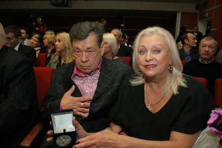 Николай Петрович Караченцов с супругой Людмилой Андреевной Поргиной