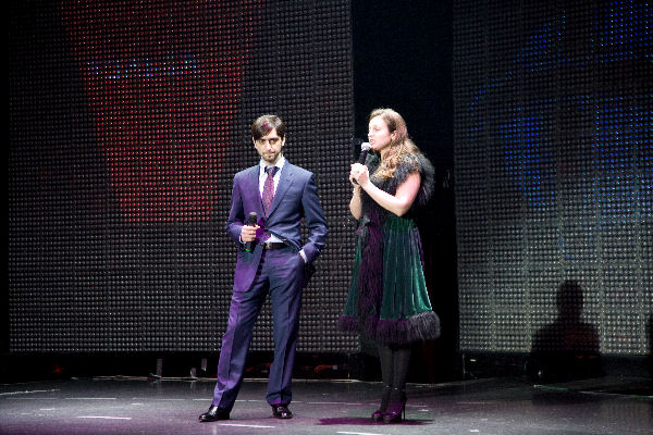 Генеральный директор РМК Екатерина Манахова и руководитель отдела кинопроката компании «Вольга» Георгий Нерсесов