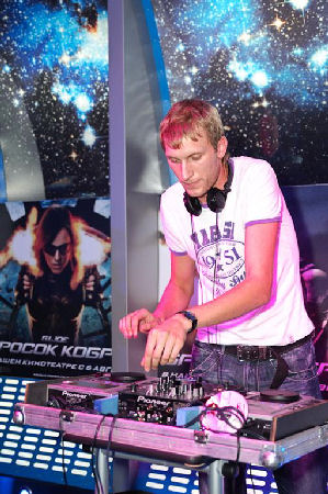 премьера фильма "Бросок кобры", ведущий радиостанции NRG Богдан Кантемиров