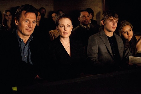 кадр из фильма "Хлоя"