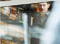 кадр из фильма "Домовой", актер Константин Хабенский