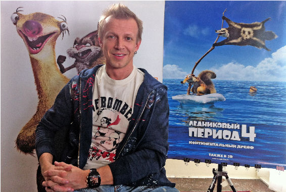 Антон Комолов на озвучании мультфильма "Ледниковый период 4: Континентальный дрейф"