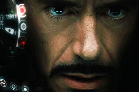 кадр из фильма "Железный человек 2"