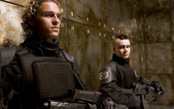 кадр из фильма "Обитаемый остров", актеры Василий Степанов и Петр Федоров