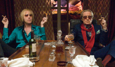 кадр из фильма "Рок-волна"