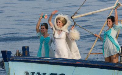 кадр из фильма "Рок-волна"