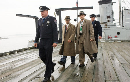 кадр из фильма "Остров проклятых"