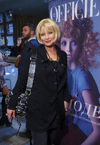 премьера фильма "Одинокий человек", телеведущая Татьяна Веденеева