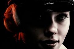 кадр из фильма "Мститель", актриса Скарлетт Йохансон