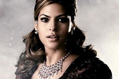 кадр из фильма "Мститель", актриса Ева Мендес кадр из фильма "Мститель", актриса Ева Мендес