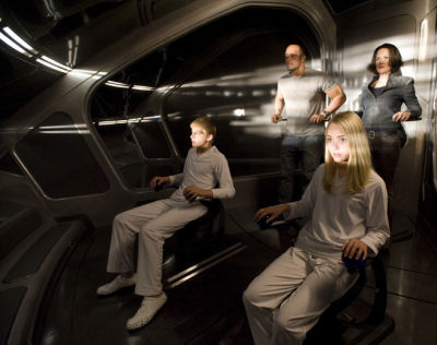 кадр из фильма "Ведьмина гора", актеры Дуэйн Джонсон, Карла Гуджино, Анна-София Робб, Александр Людвиг