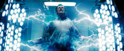 кадр из фильма "Хранители" кадр из фильма "Хранители"