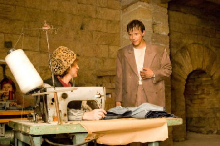 кадр из фильма "Улыбка бога, или чисто одесская история"