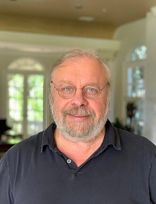 Российский продюсер-лауреат Эмми снимет космическую сагу Российский продюсер-лауреат Эмми снимет космическую сагу