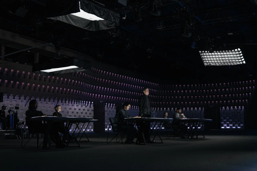 Съемки фантастического сериала Полдень