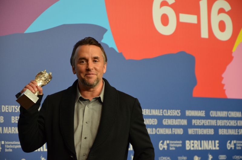 Серебряный медведь лучшему режиссеру Ричард Линклейтер за фильм "Отрочество"