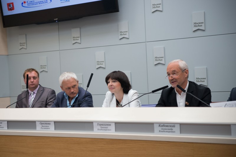 пресс-конференция IV Московского молодежного кинофестиваля "Будем жить!" (фотограф Алиса Полозова)