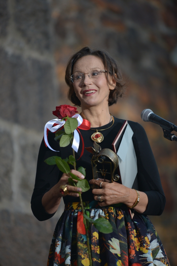 23-й фестиваль "Окно в Европу", церемония закрытия, актриса Ирина Купченко 23-й фестиваль "Окно в Европу", церемония закрытия, актриса Ирина Купченко