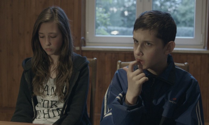 кадр из фильма COMMUNION