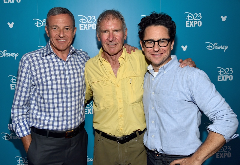 выставка D23, глава Disney Боб Айгер, актер Харрисон Форд, режиссер джей Джей Абрамс