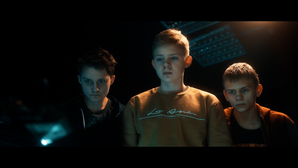 кадр из сериала Подслушано