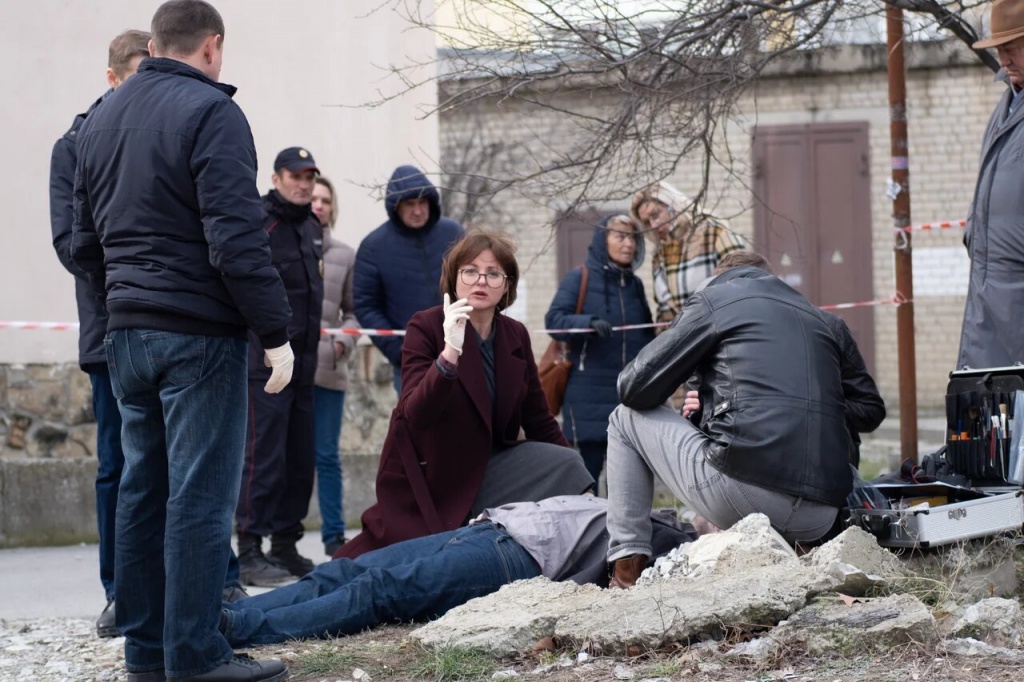 кадр из сериала Ищейка