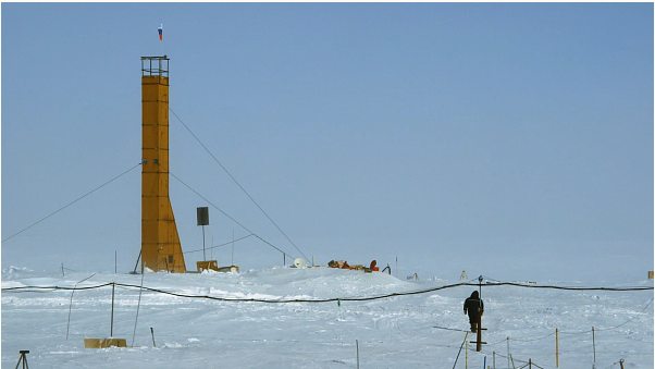 кадр из фильма Озеро Восток. Хребет безумия