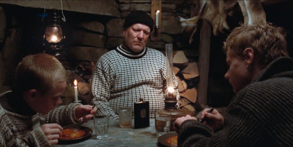 кадр из фильма Возвращение домой