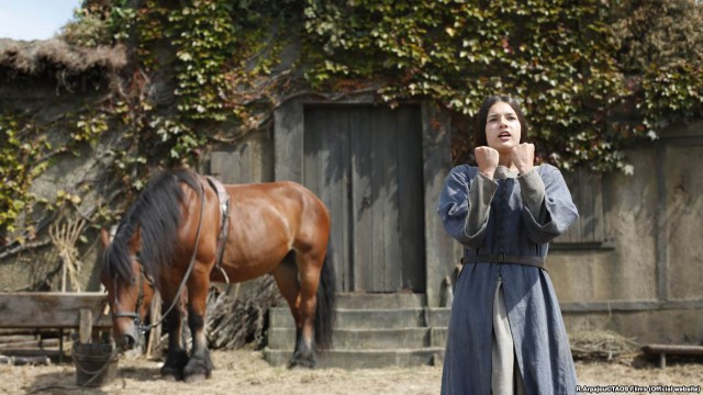 кадр из фильма Детство Жанны д’Арк