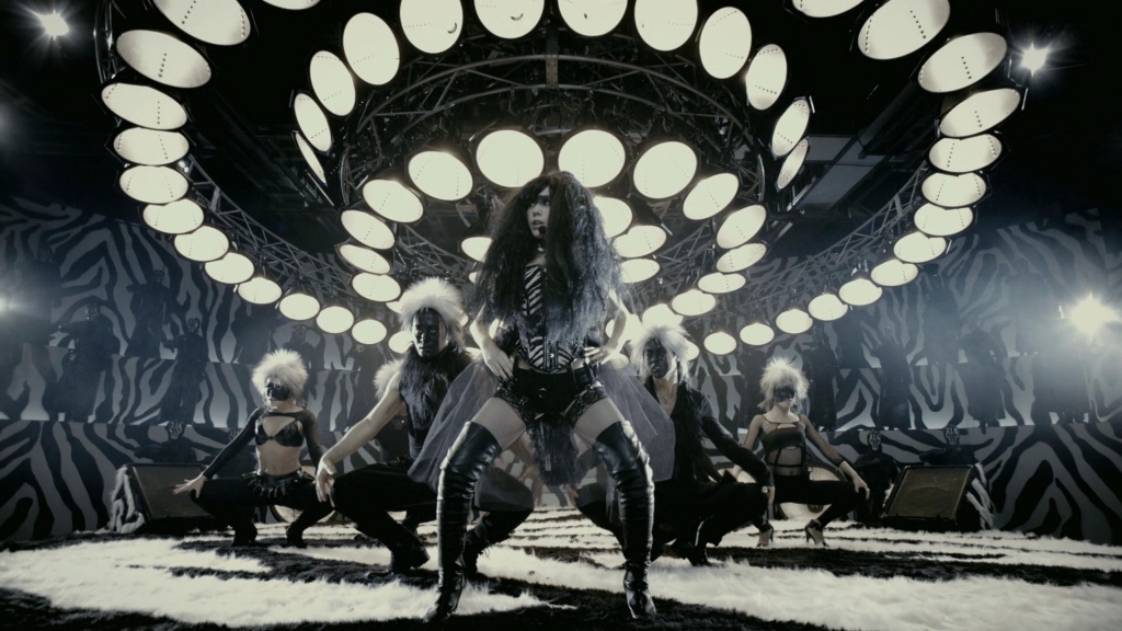 кадр из фильма Человек-зебра