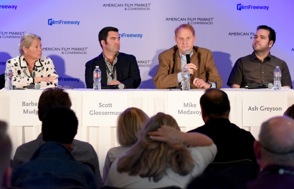 American Film Market 2015, день 5, Круглый стол "Страсти кино: за алтарем и кафедрой" American Film Market 2015, день 5, Круглый стол "Страсти кино: за алтарем и кафедрой"