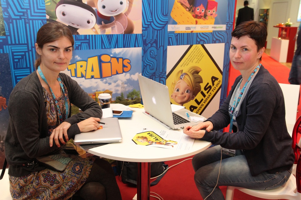 международный рынок телевизионного контента MIPTV 2015, стенд Russian Cinema, Валерия Добролюбова и Елена Маленкина