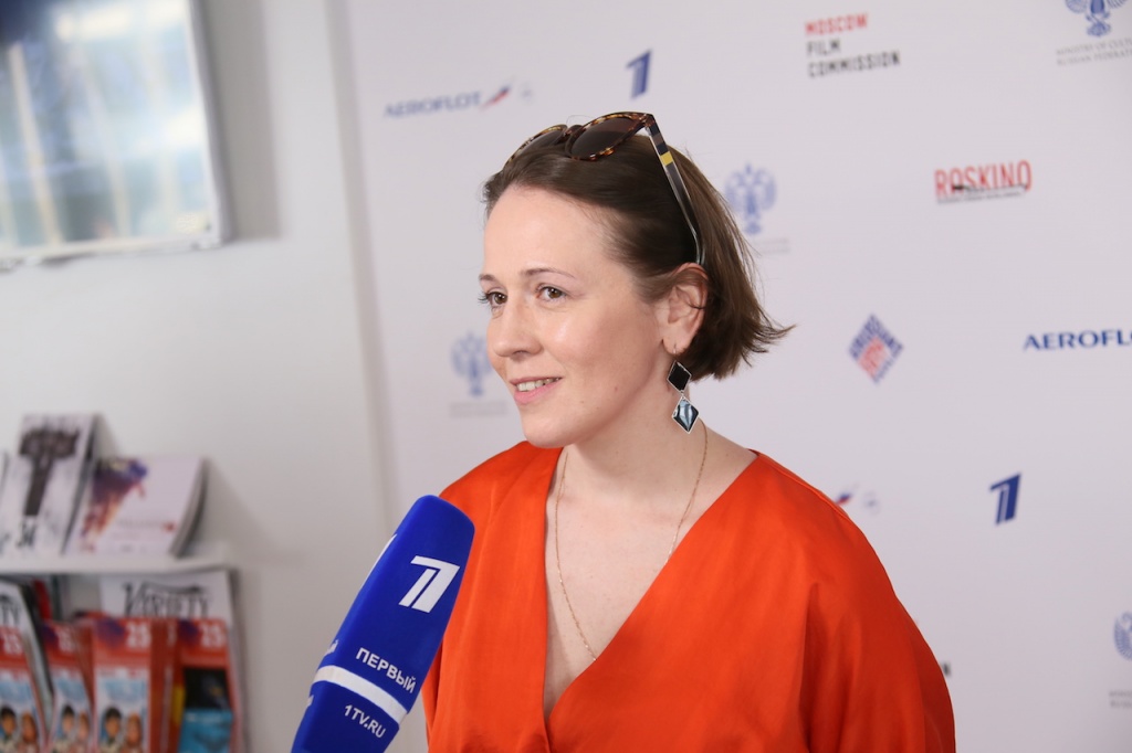70 Каннский международный кинофестиваль, Российский павильон, пресс-конференция по фильму Теснота, актриса Ольга Драгунова