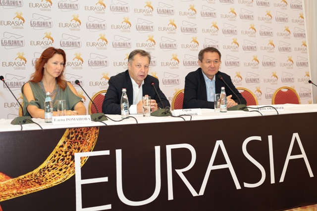 Елена Романова, Сергей Толстиков и Ермек Аманшаев