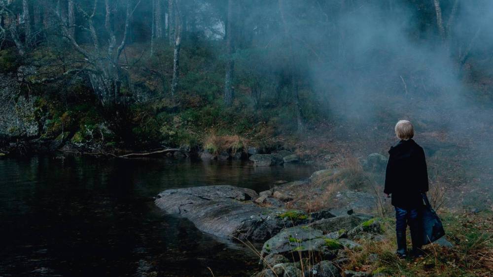 кадр из фильма Долина теней