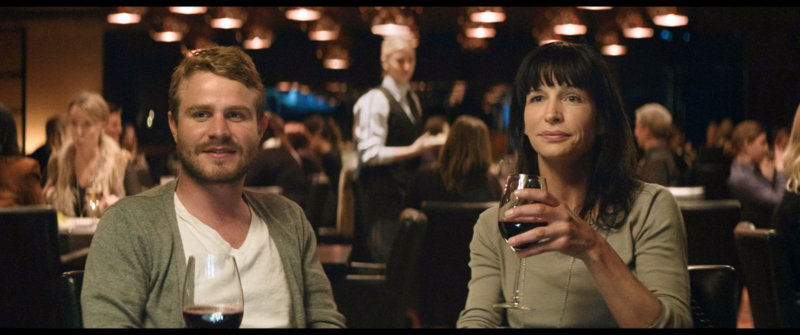 кадр из фильма "Форс-мажор"