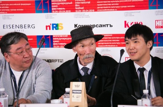 пресс-конференция по фильму "Надо мною солнце не садится", актер Степан Петров