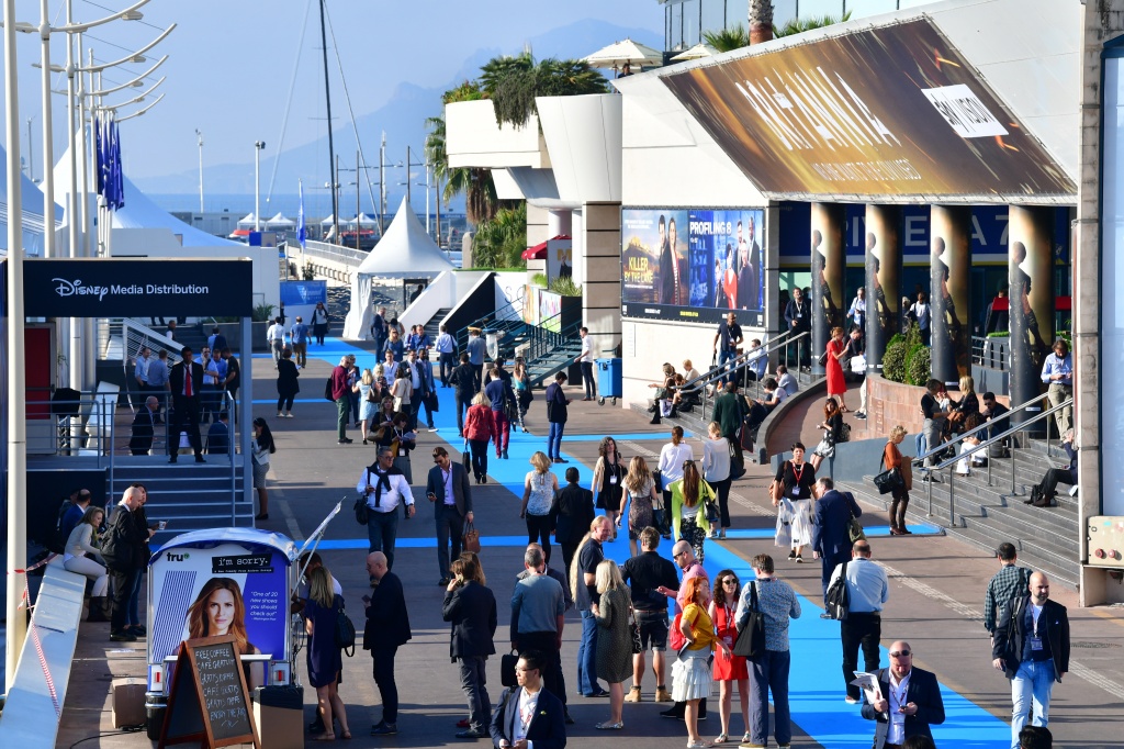 Международный рынок аудиовизуального контента MIPCOM 2017