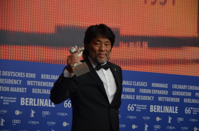 Берлинале 2016, пресс-конференция победителей, Серебряный медведь за выдающийся художественный вклад (операторская работа), Марк Ли Пинг-Бинг