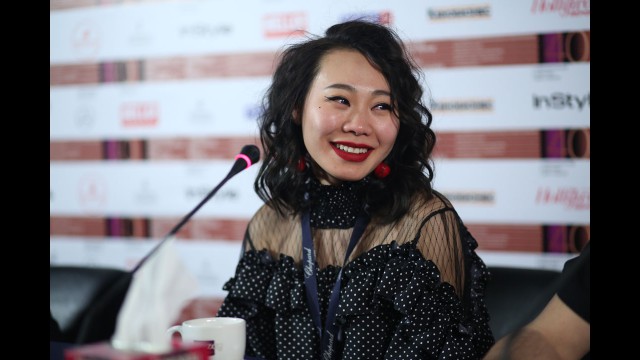 40 Московский международный кинофестиваль, пресс-конференция фильма 40 Московский международный кинофестиваль, пресс-конференция фильма Ню, режиссер и актриса Ян Гэ 40 Московский международный кинофестиваль, пресс-конференция фильма 40 Московский международный кинофестиваль, пресс-конференция фильма Ню, режиссер и актриса Ян Гэ