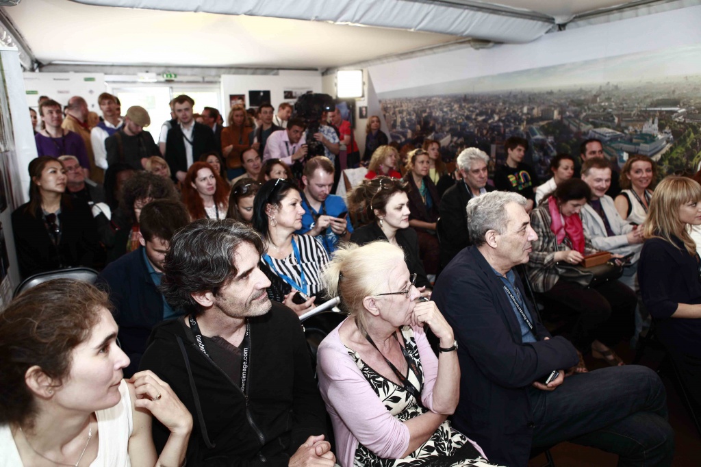 Представление проектов для копродукции в Российском павильоне - "Флорист"