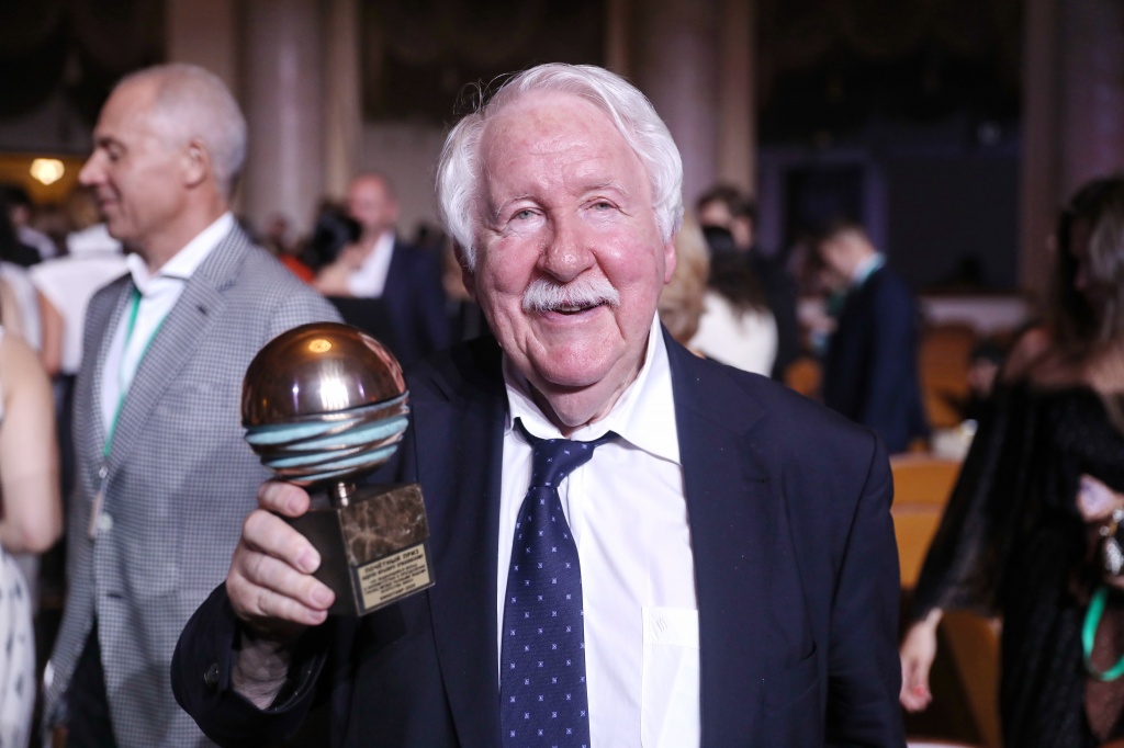 Церемония открытия 31 российского кинофестиваля Кинотавр, Андрей Хржановский