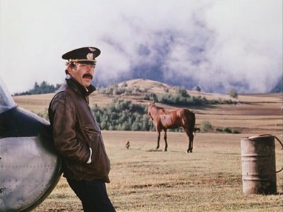 кадр из фильма "Мимино"