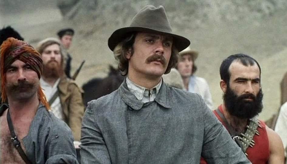 кадр из фильма Свой среди чужих, чужой среди своих кадр из фильма Свой среди чужих, чужой среди своих