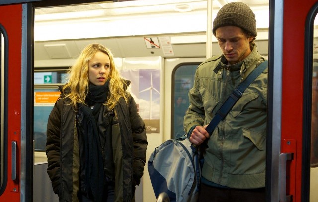 кадр из фильма "Особо опасный человек"