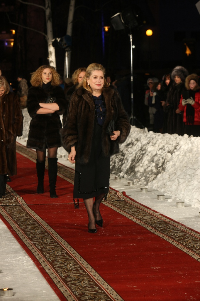 13 фестиваль кинематографических дебютов "Дух огня", актриса Катрин Денев (фото - Юрий Феклистов)